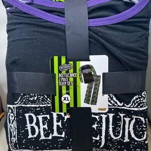 Spirit Beetlejuice Sleep Set - Black and White